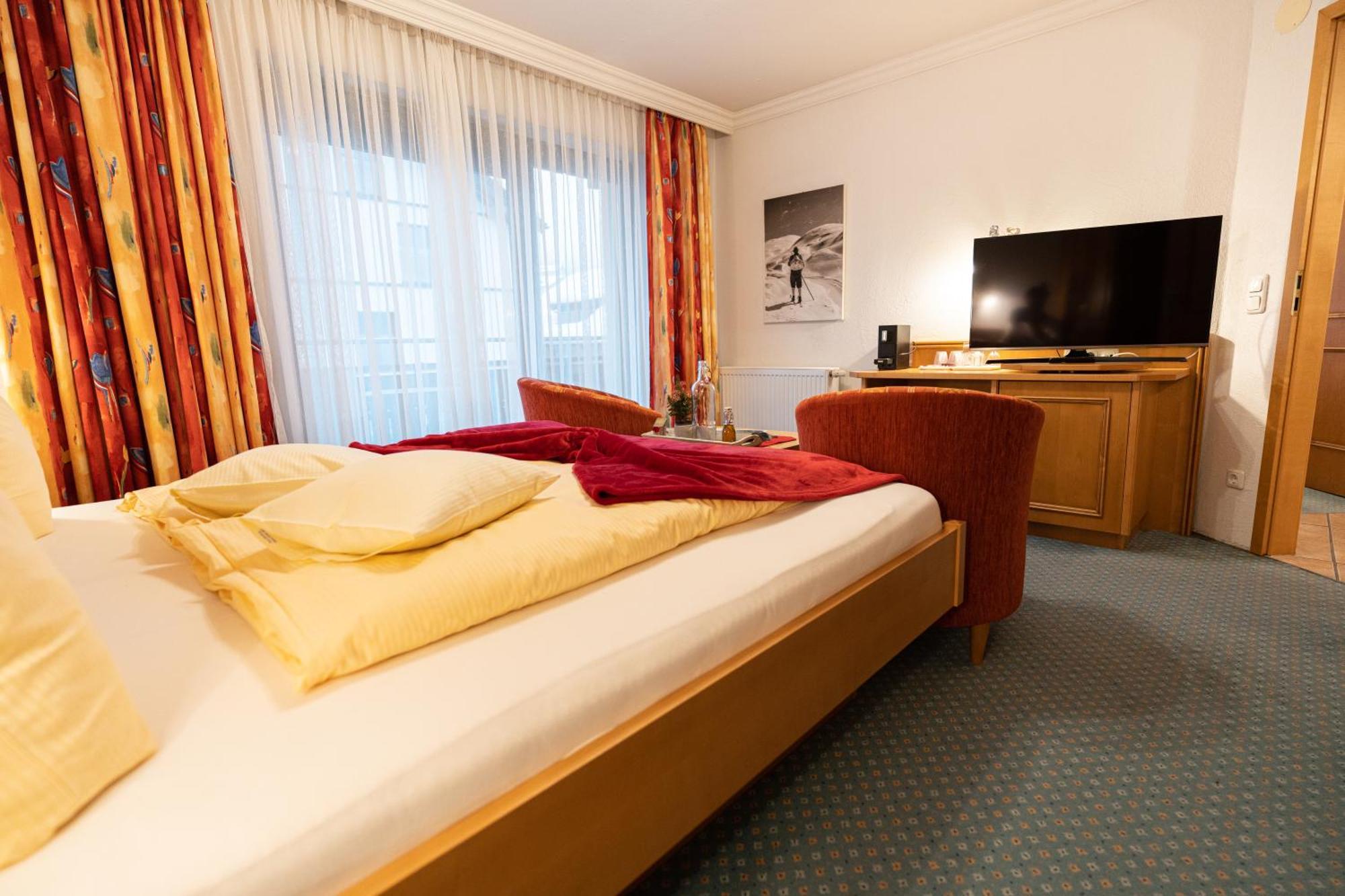 Haller'S Posthotel Riezlern Exteriör bild