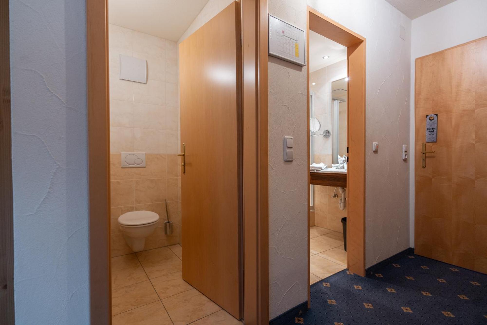 Haller'S Posthotel Riezlern Exteriör bild
